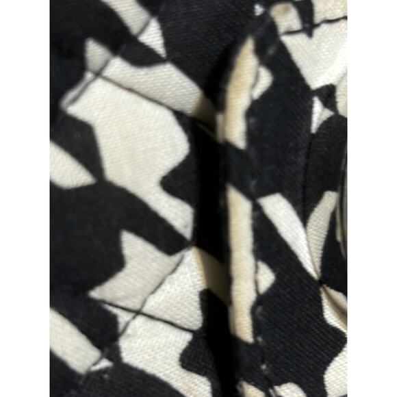 VERA BRADLEY MIDNIGHT HOUNDSTOOTH Turn Latch Wallet - Picture 5 of 12